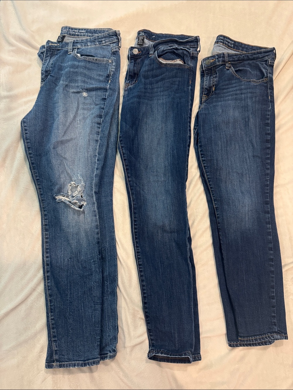 GAP Women’s Skinny Jeans Trio - Distressed & Dark Wash size 12/31